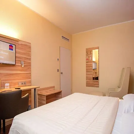 Quality Hotel, Star Premium 3* Brema