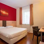 Szálloda Quality Hotel, Star Premium