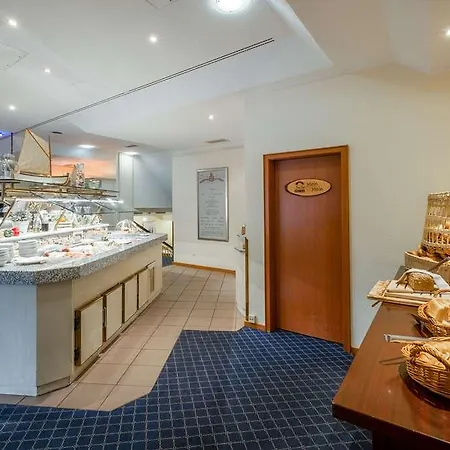 Szálloda Quality Hotel, Star Premium