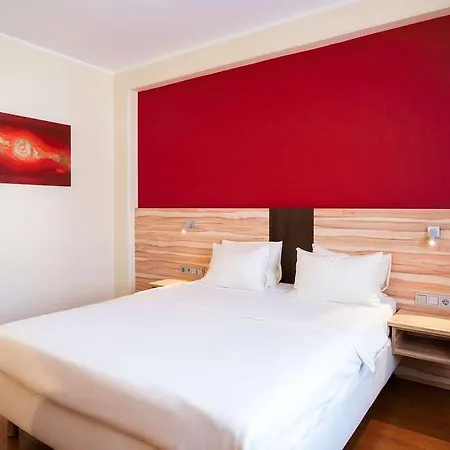 فندق Quality Hotel, Star Premium