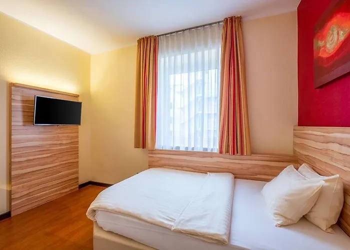 Hotel Quality Hotel, Star Premium 3*