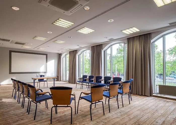 Готель Quality Hotel, Star Premium 3*