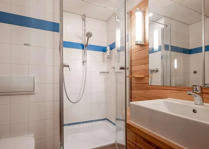 Quality Hotel, Star Premium Готель 3*